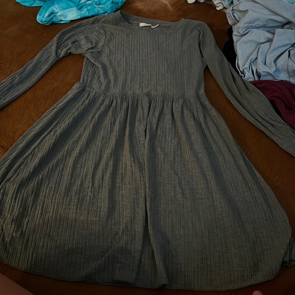 Girls gray dress